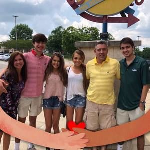 Meet your Posher, Melanie